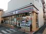 コンビニ　セブンイレブン足立西新井栄町3丁目店（コンビニ）まで135m