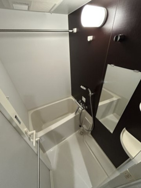 バス・シャワールーム　バスルーム