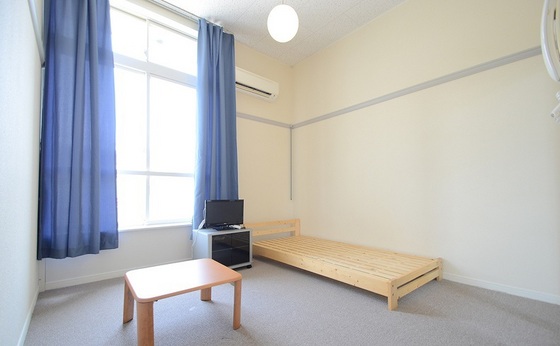 居室・リビング　※別号室の写真です