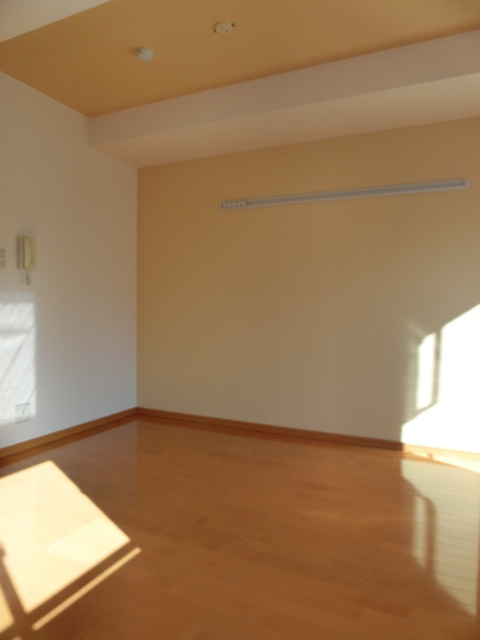 居室・リビング　アーバンフォート横浜　洋室