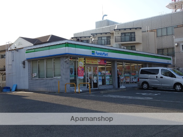 コンビニ　ファミリーマート（コンビニ）まで351m