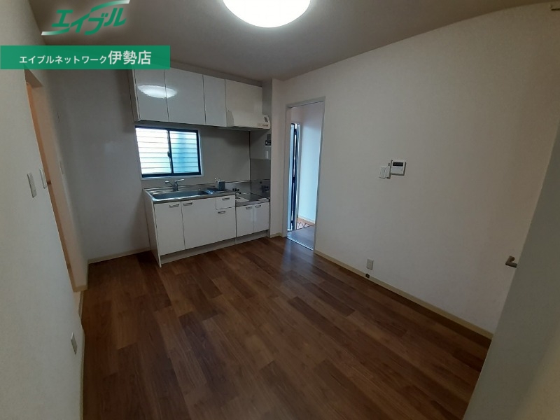 居室・リビング　別部屋参考写真です