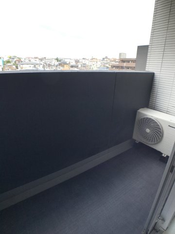 バルコニー　広々としたバルコニーです
