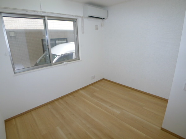 居室・リビング　★２面採光★