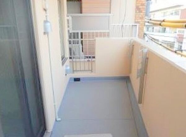 バルコニー　別部屋画像参照