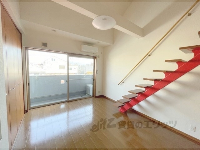 居室・リビング　洋室