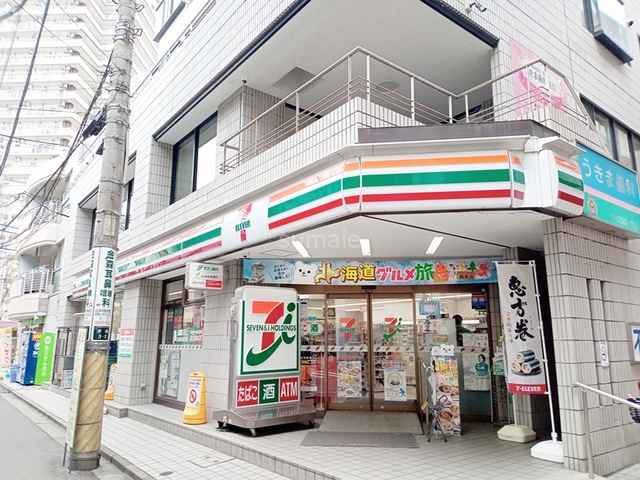 コンビニ　セブンイレブン北赤羽駅アクトピア店（コンビニ）まで215m