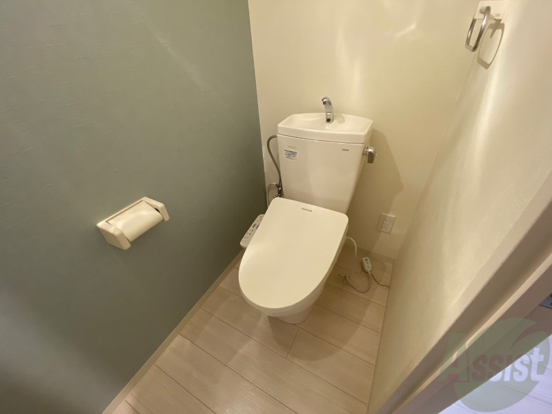 トイレ　こちらはトイレです。清潔感があり、安心して使用できます。