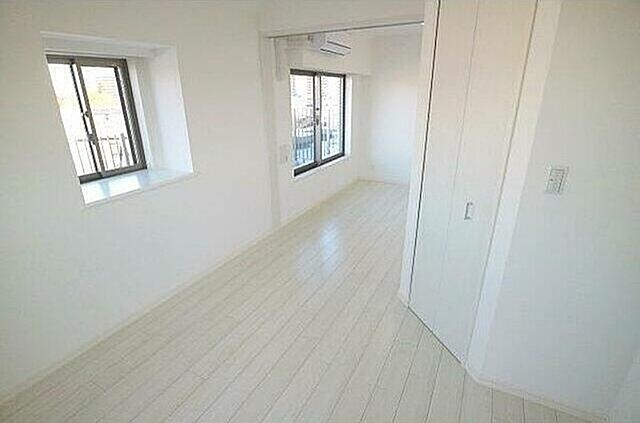 居室・リビング　（別タイプ参考写真）アーバンヴィスタ板橋本町　板橋区富士見町