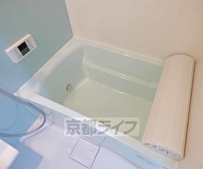 バス・シャワールーム　広いお風呂です。