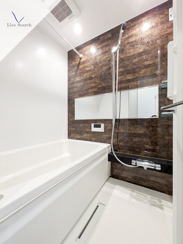 バス・シャワールーム　写真は同型タイプ