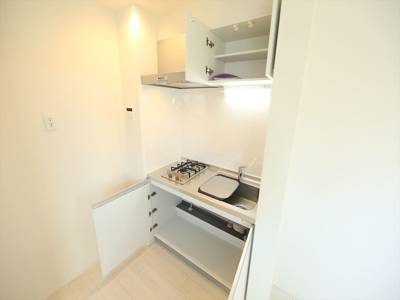 キッチン　システムキッチン（ガス2口コンロ付）　同仕様写真