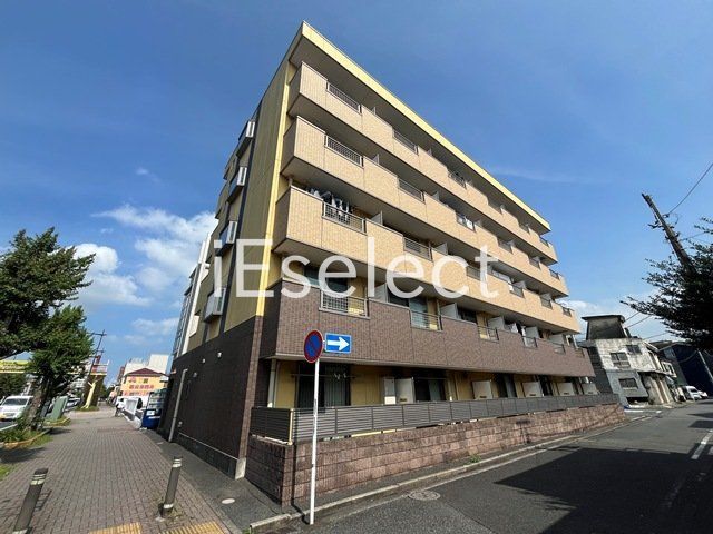 建物外観　千葉駅・本千葉駅・千葉中央駅の３駅利用可能