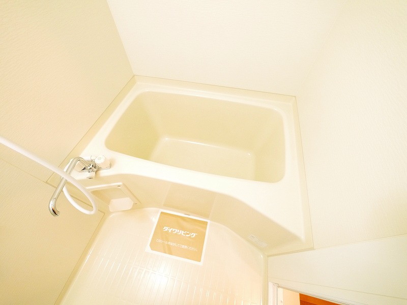 バス・シャワールーム　お風呂で日々の疲れを落としましょう