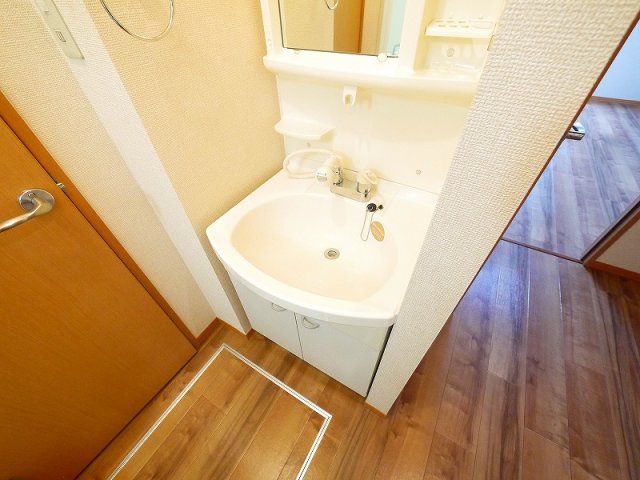 洗面設備　洗面所です