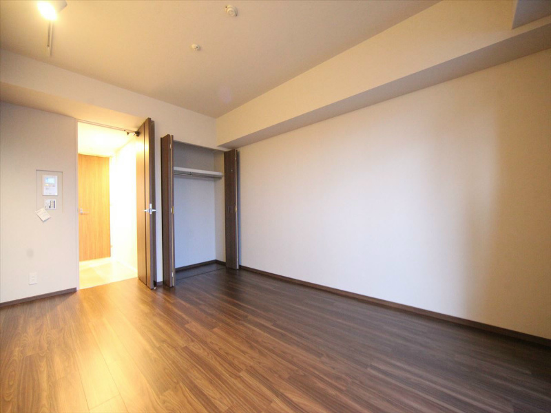 その他部屋・スペース　洋室9帖　クローゼット付（収納充実してます）