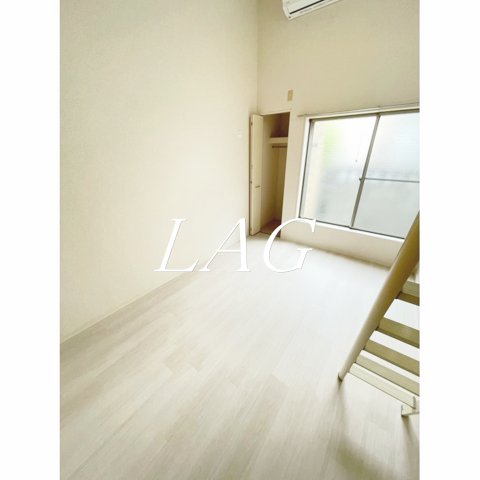 居室・リビング　洋室のお部屋です。