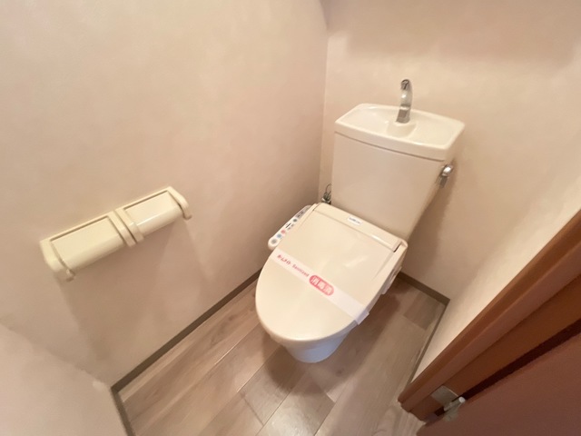 トイレ　温水洗浄便座♪