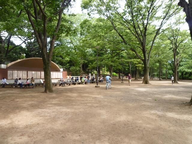 公園　井の頭恩賜公園（公園）まで700m