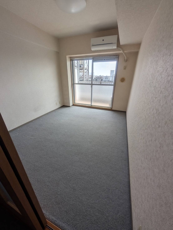 居室・リビング　※他の号室写真になります。