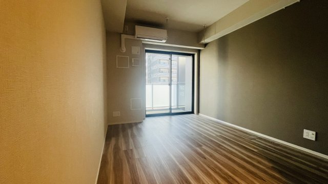 居室・リビング　東向きの明るいお部屋です