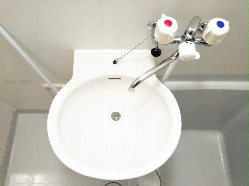 洗面設備　同タイプの写真です。仕様が異なる場合があります。