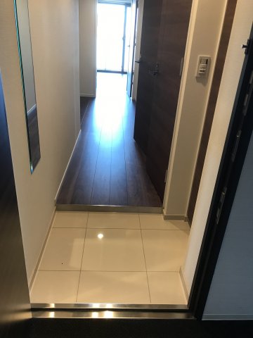 玄関　落ち着いた玄関です