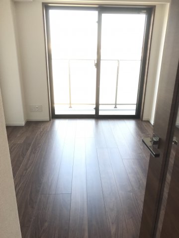 居室・リビング　こちらの居間で趣味の時間をお楽しみください