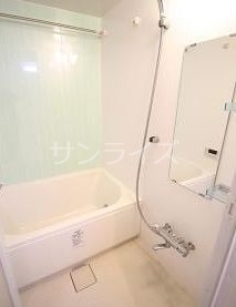 ジュネファーレIの風呂写真