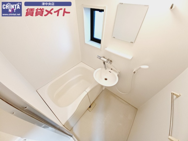 バス・シャワールーム　別部屋画像参考
