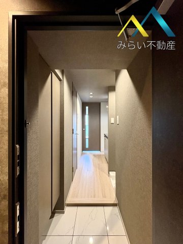 玄関　自社撮影写真