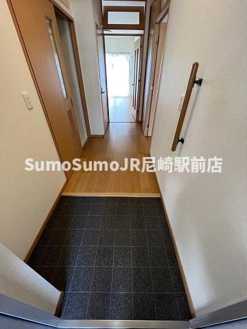 玄関　明るい玄関です