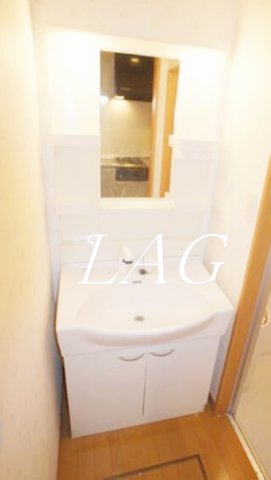 洗面設備　独立洗面台です。
