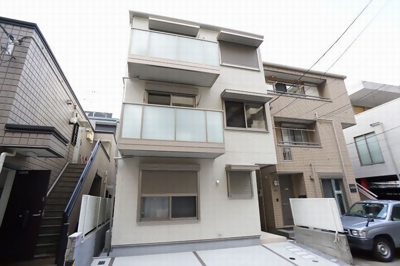 建物外観　☆積水ハウス施工の賃貸住宅『シャーメゾン』