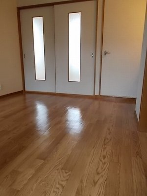 居室・リビング　ゆったり過ごせる居間です