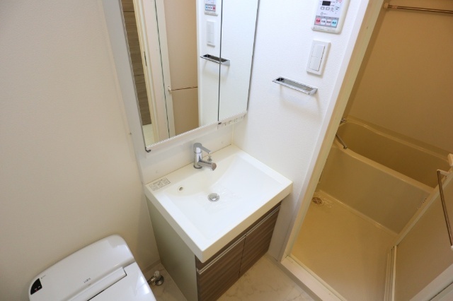 洗面設備　別部屋参考写真