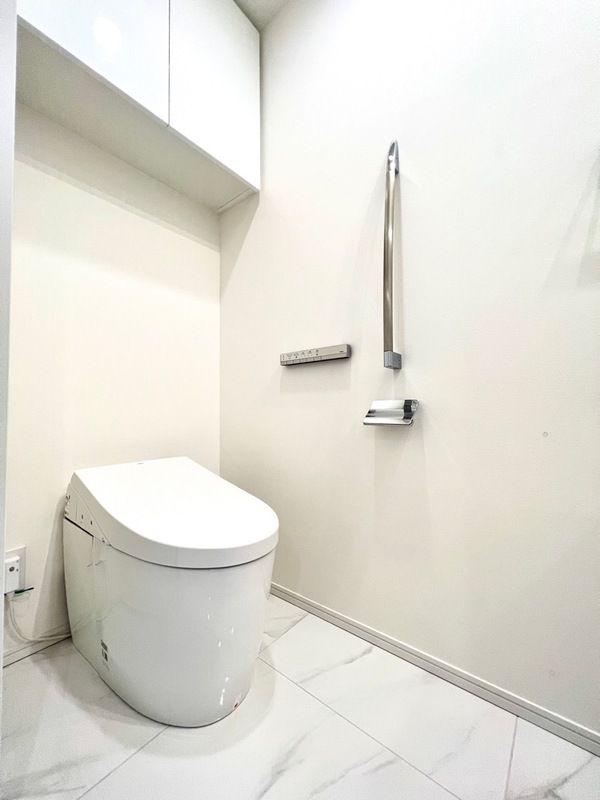 トイレ　別部屋参考写真