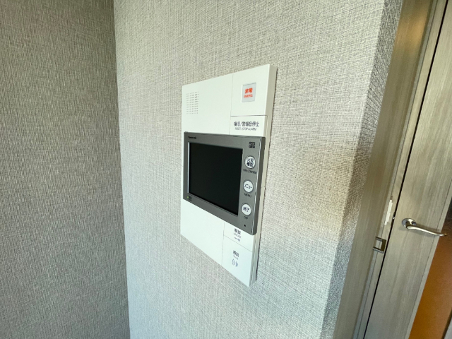 セキュリティ　※写真は８０３号室です。