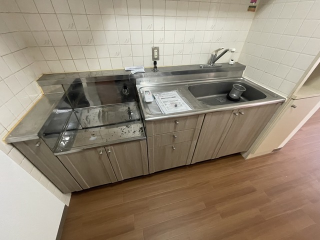 キッチン　別部屋参考写真です