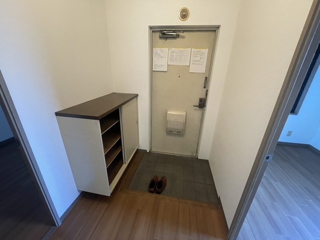 玄関　別部屋参考写真です