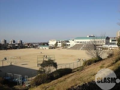 小学校　堺市立はるみ小学校（小学校）まで854m