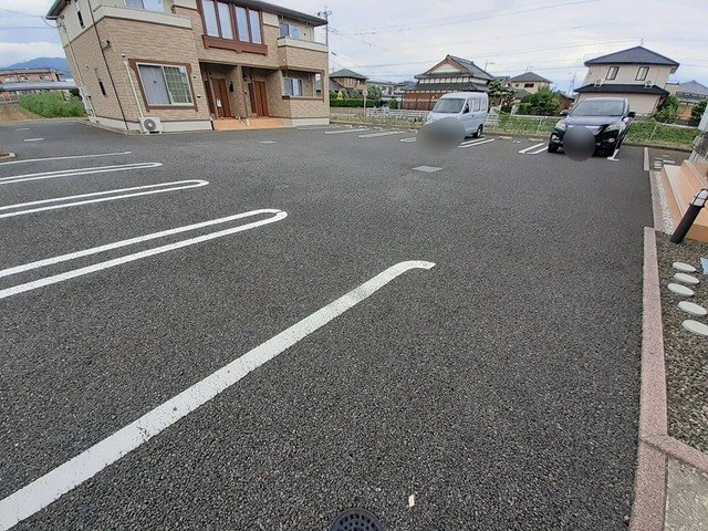 駐車場　駐車場があります