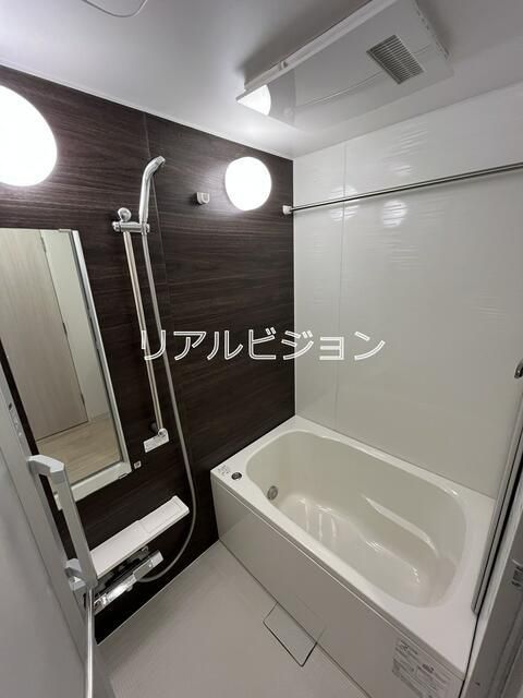 バス・シャワールーム　お風呂で日々の疲れを落としましょう