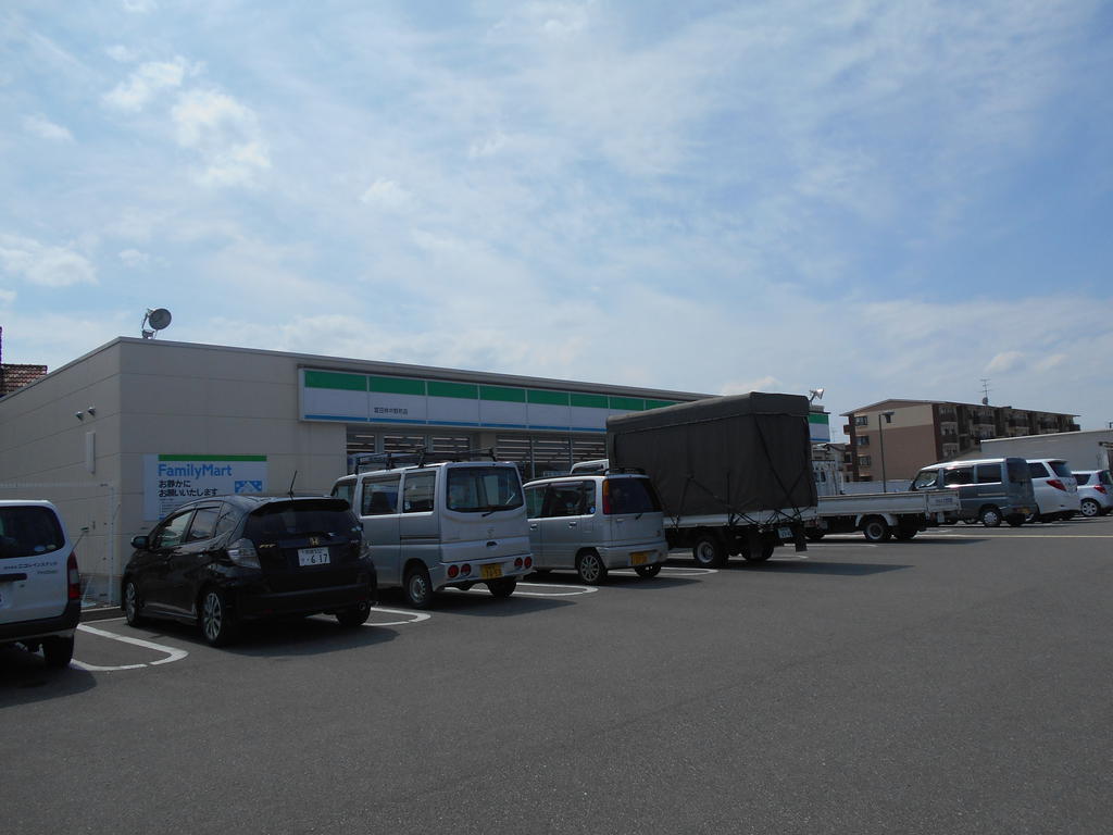 コンビニ　ファミリーマート富田林中野町店（コンビニ）まで265m