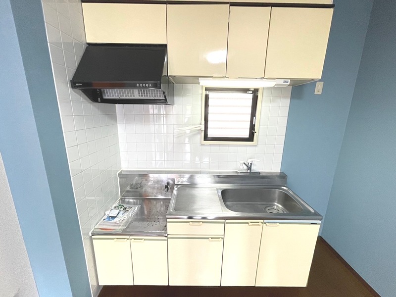 キッチン　※同物件別部屋参考写真