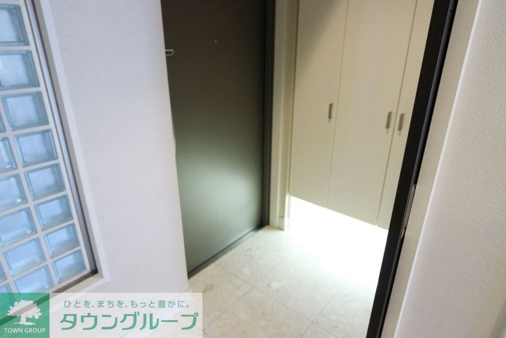 玄関　バルコニー