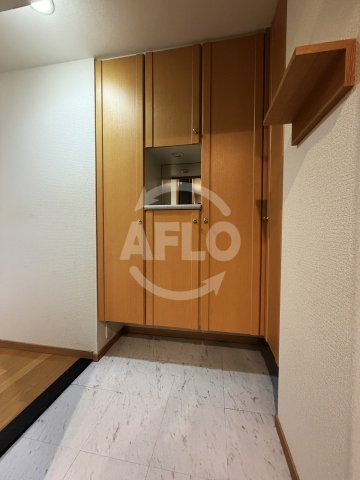 玄関　クレール大手前ソリスト　玄関