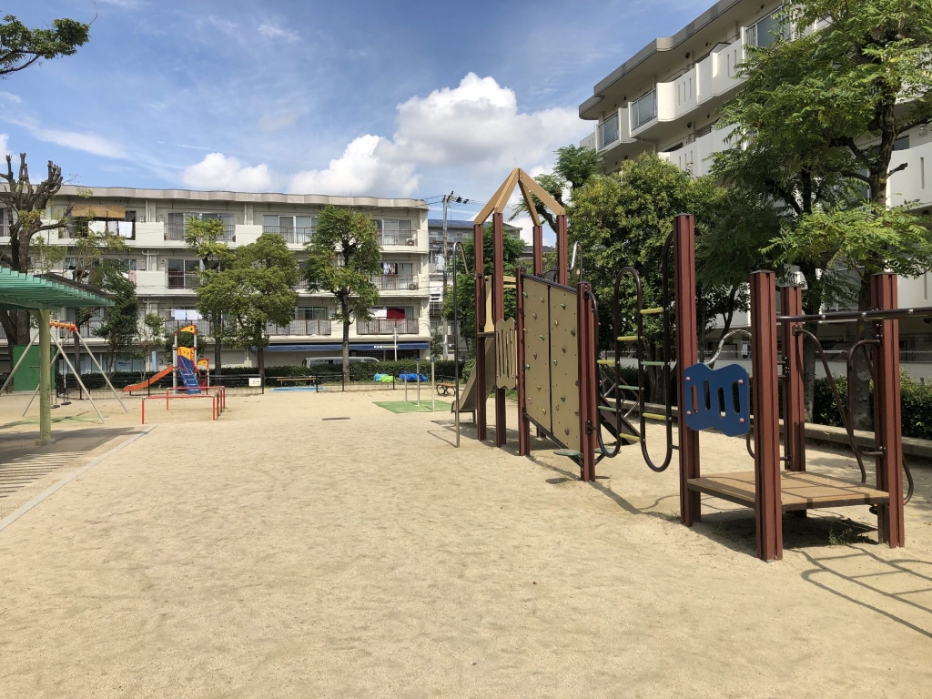 公園　長興寺南公園（公園）まで430m
