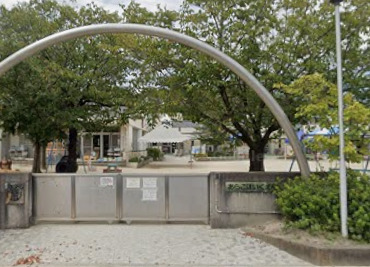 幼稚園・保育園　荒子保育園（幼稚園・保育園）まで2018m