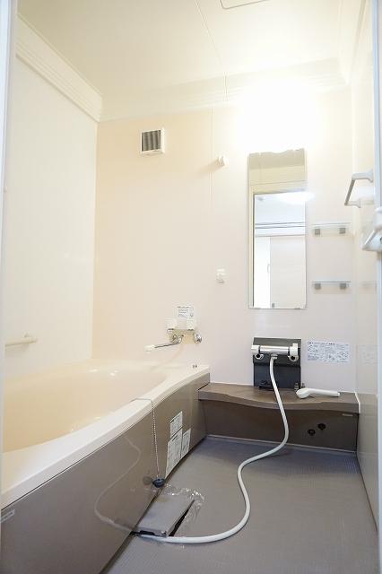 バス・シャワールーム　浴室